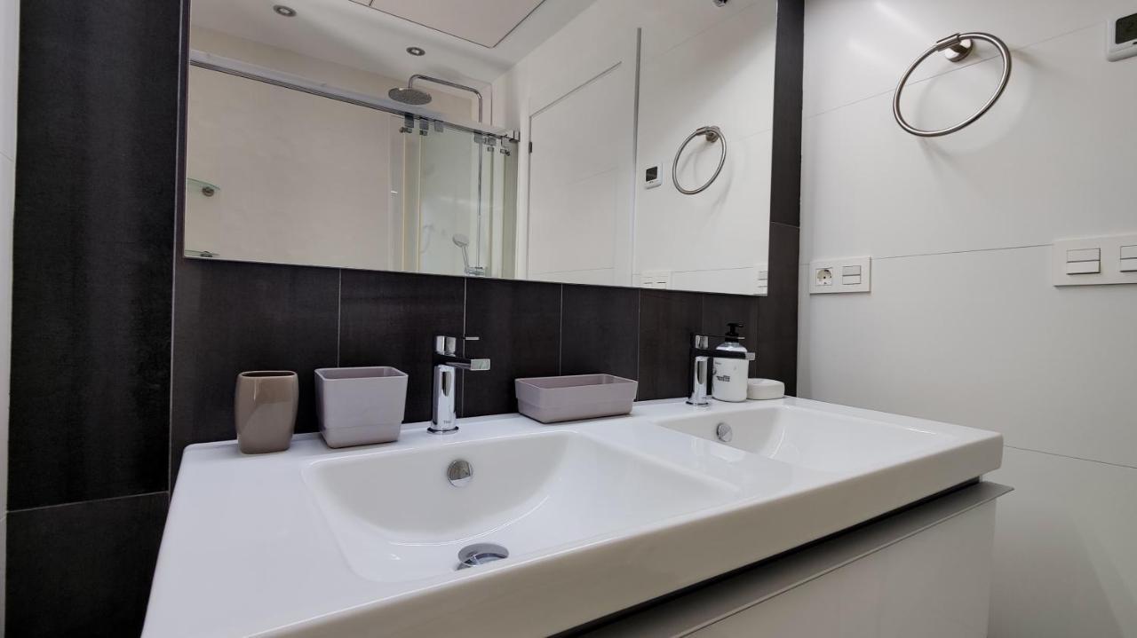 Paradise Luxury Villa Sea View 比利亚霍约萨 外观 照片
